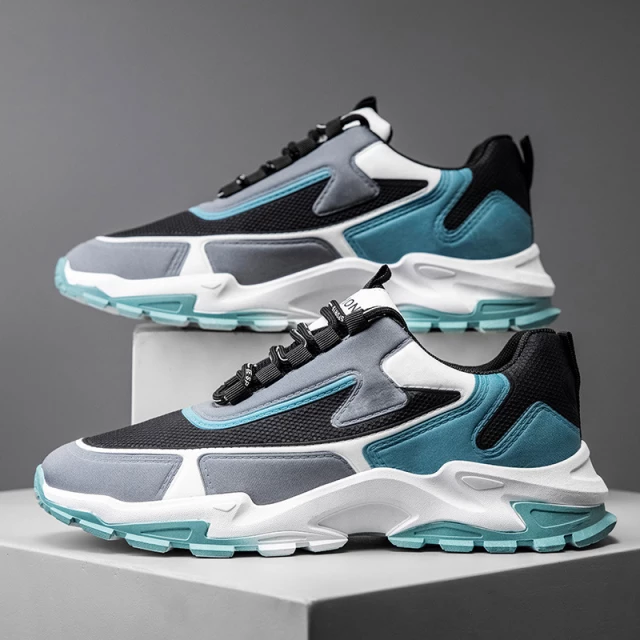 KE sports shoe